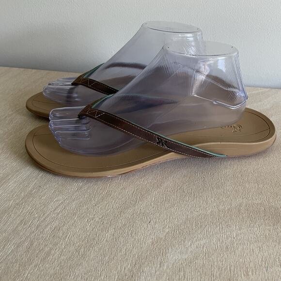Chaco Biza Flip Flops - Picture 1 of 11
